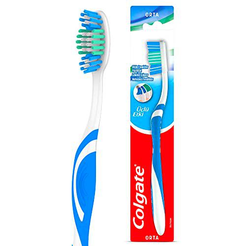 Colgate Triple Acción, Cepillo de Dientes Medio -1 ud